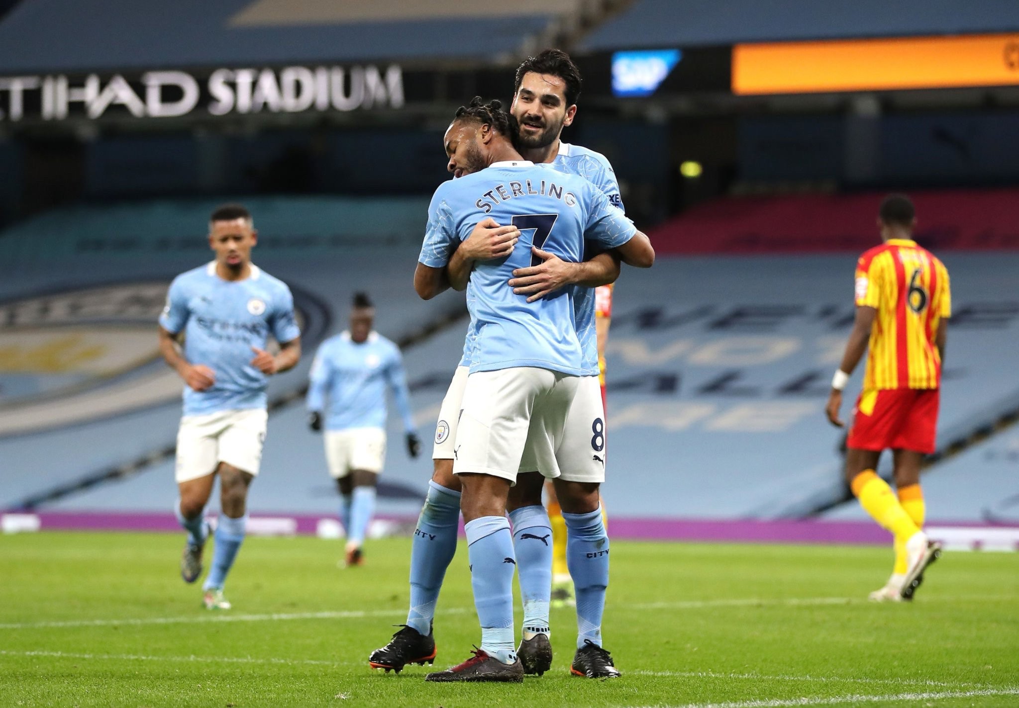 足坛多邻国 足坛多邻国